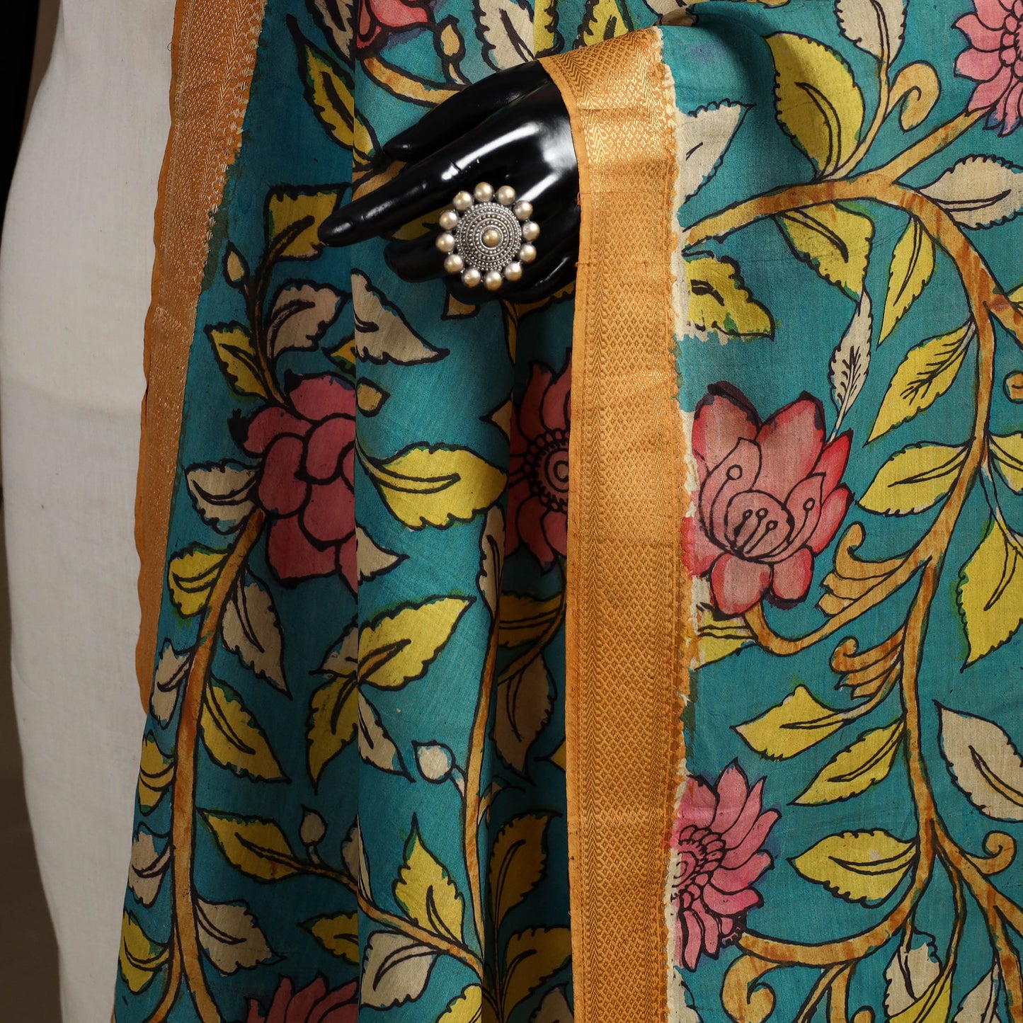 Srikalahasti Pen Work Kalamkari Bangalore Silk Floral Handpainted Dupatta 07