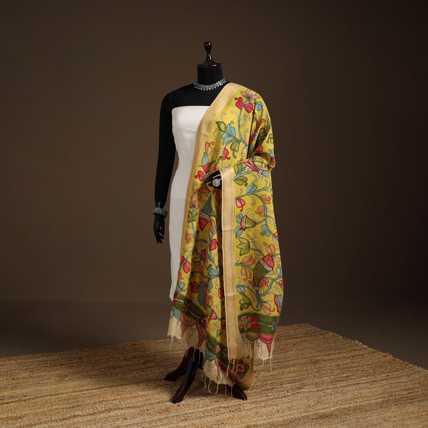 Srikalahasti Pen Work Kalamkari Bangalore Silk Floral Handpainted Dupatta 08