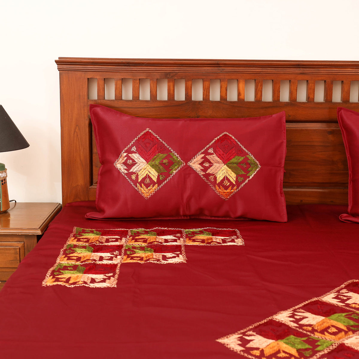 Floral Phulkari Hand Embroidered Double Bedsheet with 2 Pillow Covers Set (108 x 90 in) 02