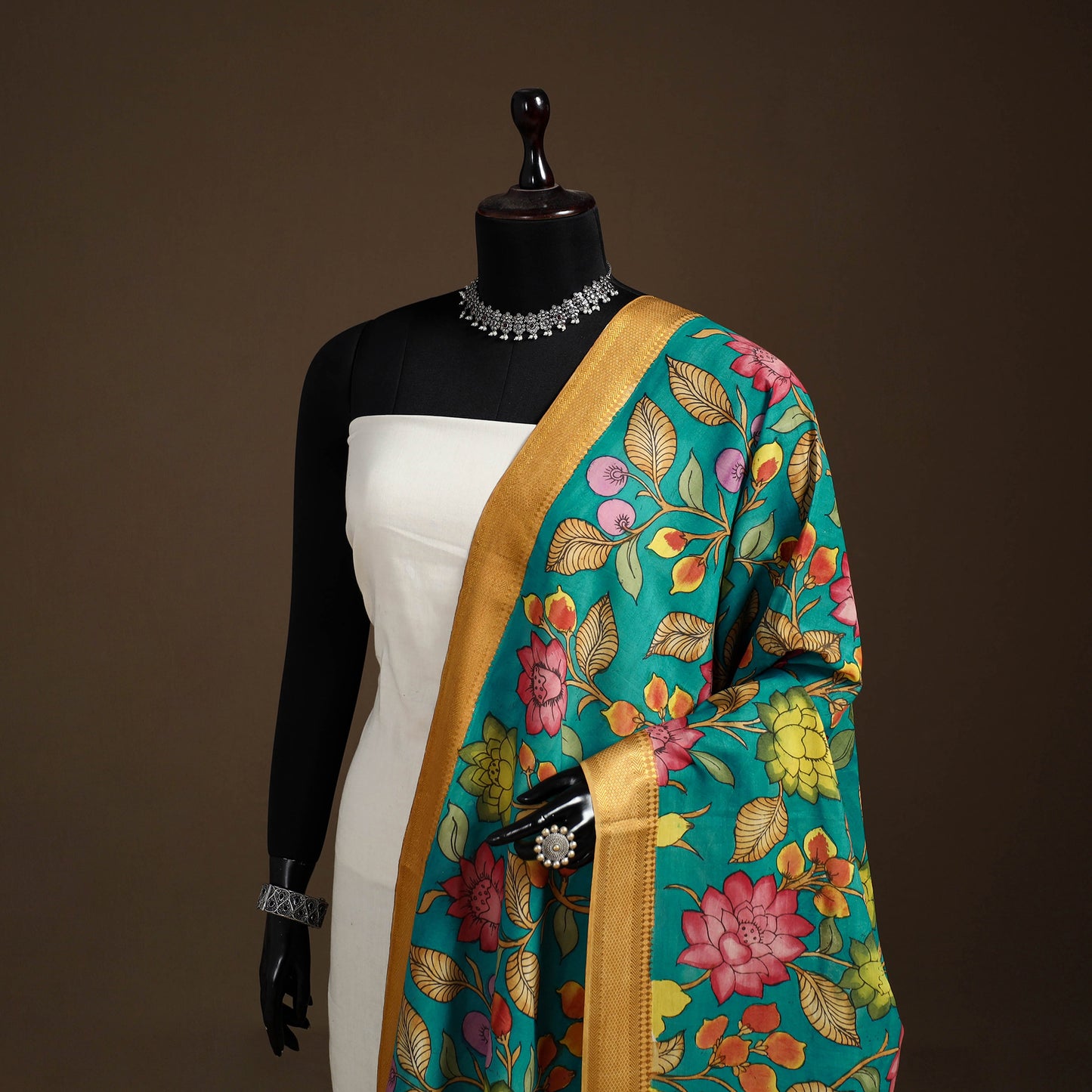 Srikalahasti Pen Work Kalamkari Bangalore Silk Floral Handpainted Dupatta 11