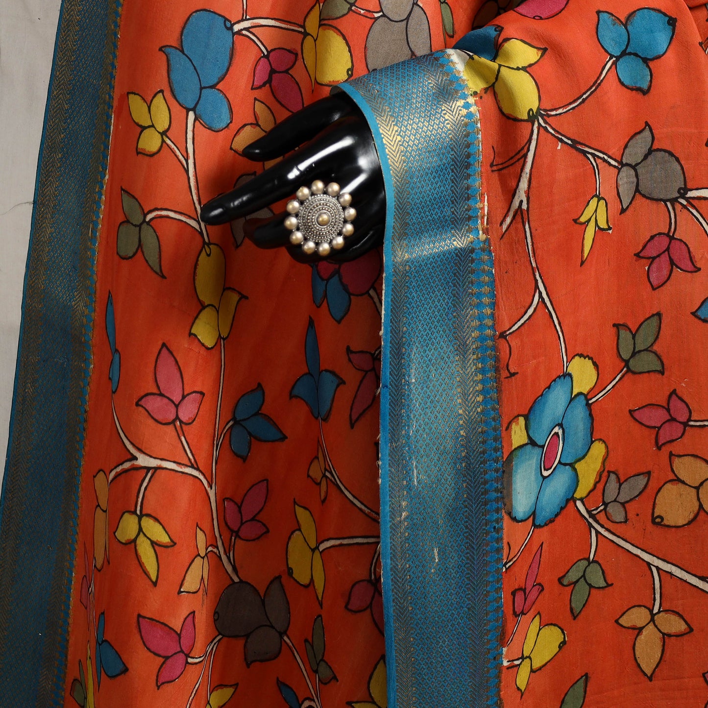 Srikalahasti Pen Work Kalamkari Bangalore Silk Floral Handpainted Dupatta 12