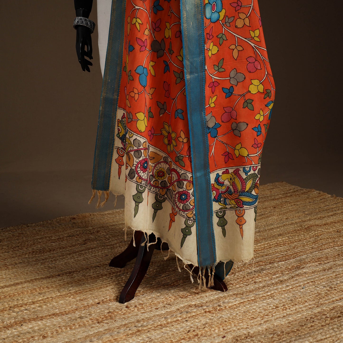 Srikalahasti Pen Work Kalamkari Bangalore Silk Floral Handpainted Dupatta 12