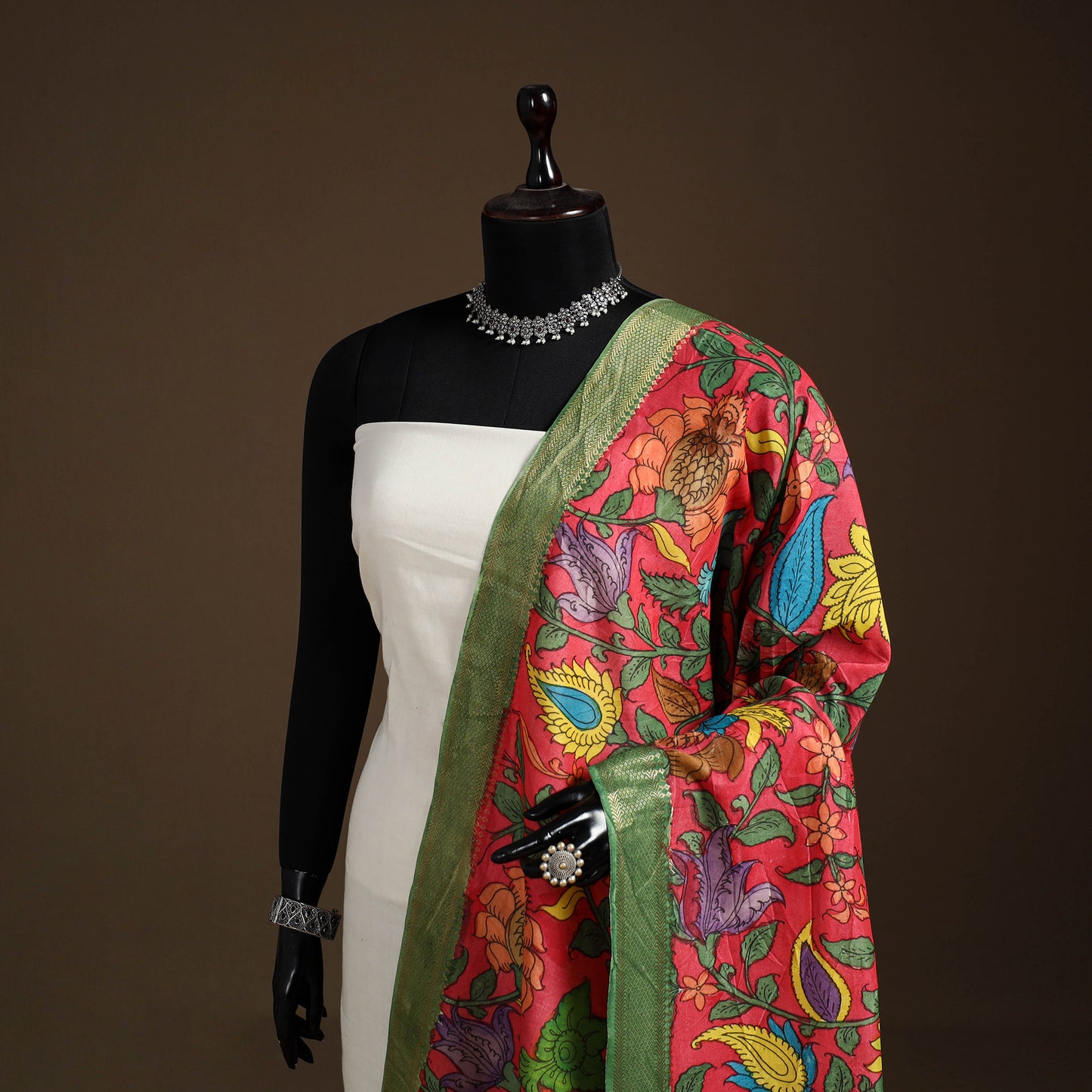 Srikalahasti Pen Work Kalamkari Bangalore Silk Floral Handpainted Dupatta 14
