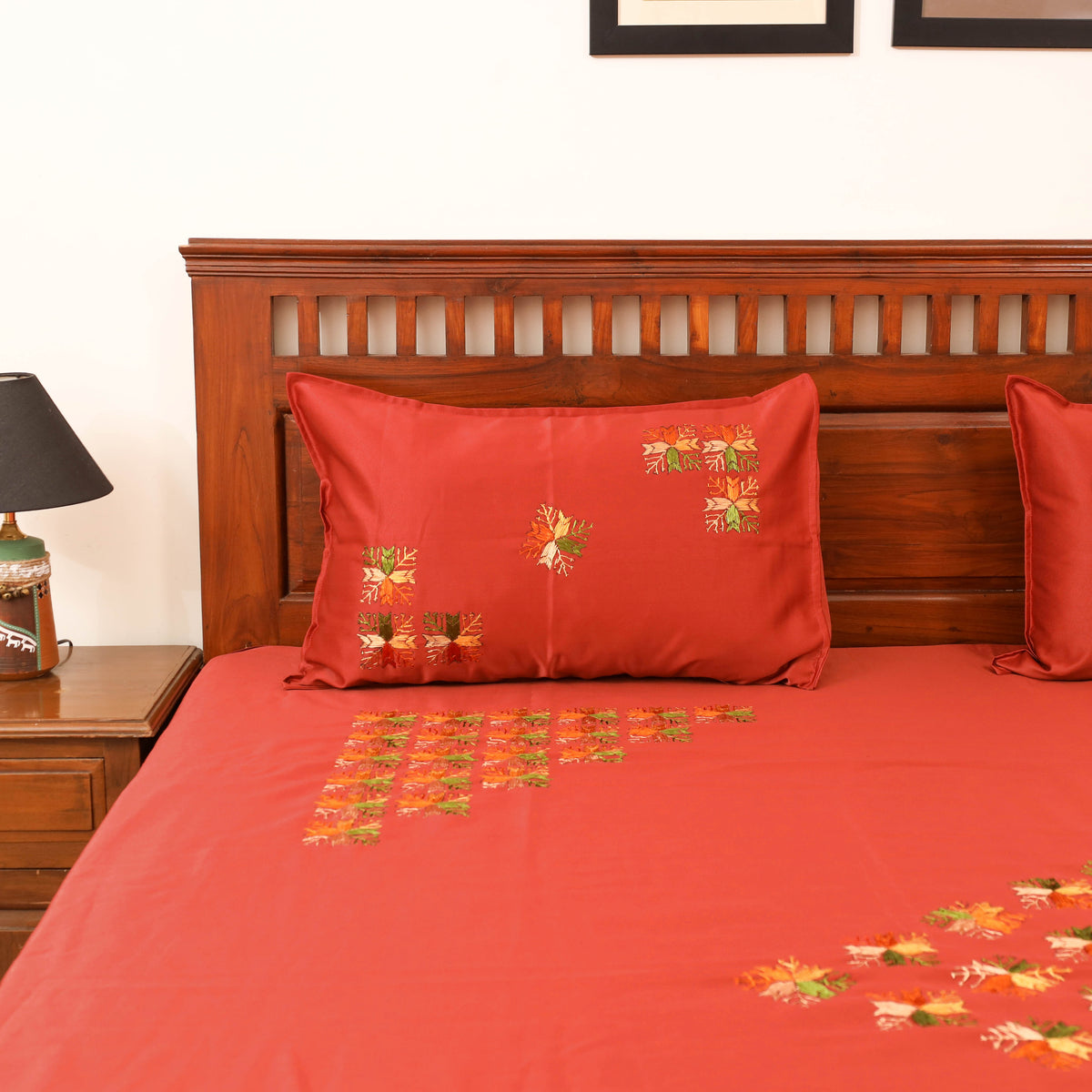 Floral Phulkari Hand Embroidered Double Bedsheet with 2 Pillow Covers Set (108 x 90 in) 07