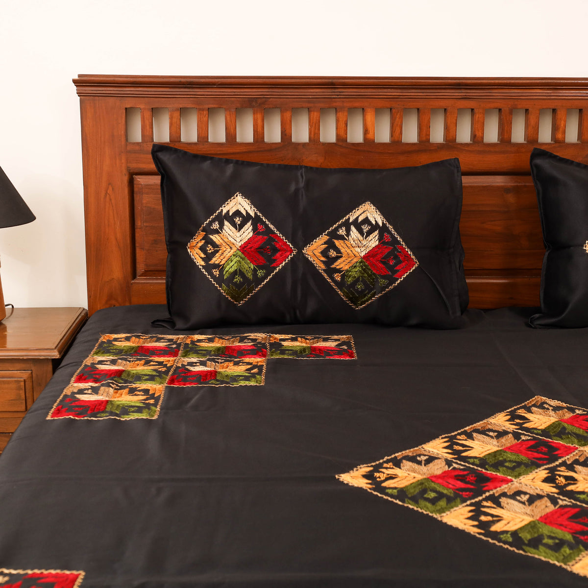 Floral phulkari hand embroidered double bedsheet with 2