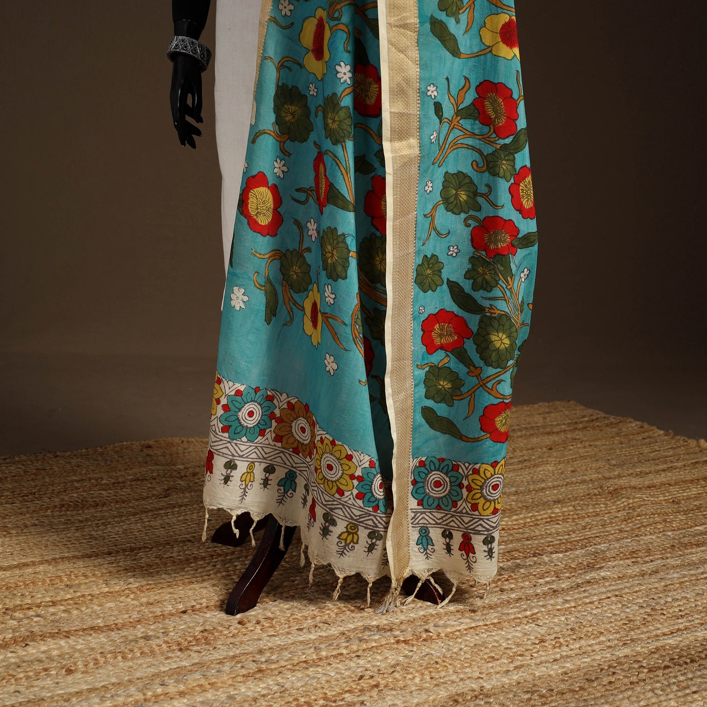 Srikalahasti Pen Work Kalamkari Bangalore Silk Floral Handpainted Dupatta 19