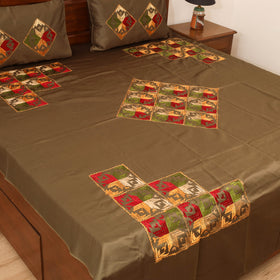 Floral phulkari hand embroidered double bedsheet with 2