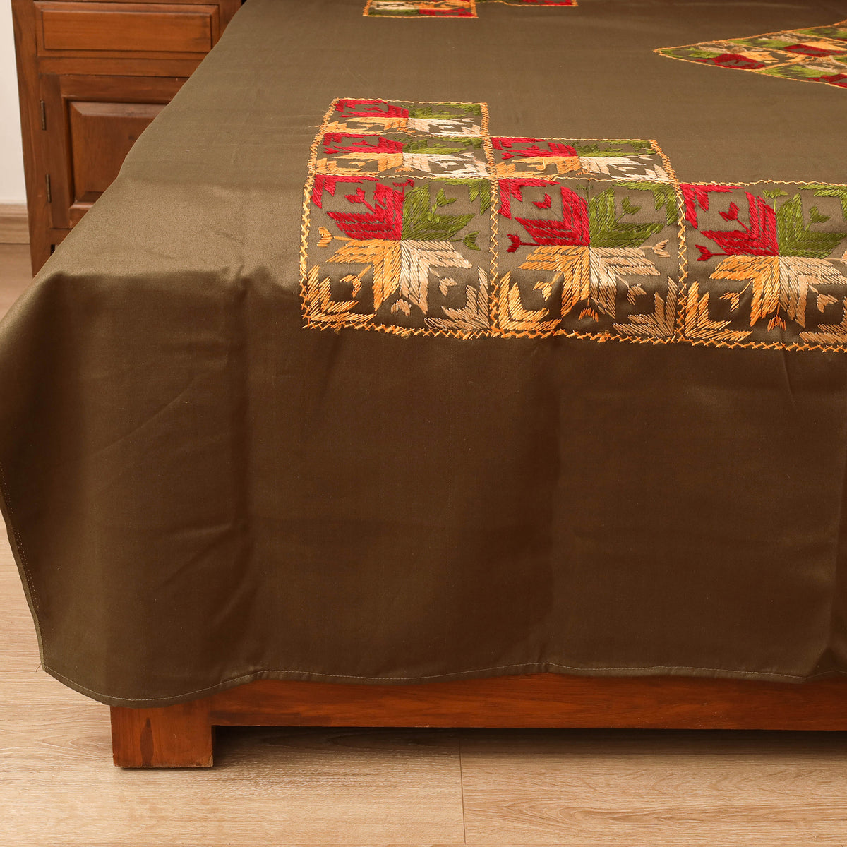 Floral phulkari hand embroidered double bedsheet with 2