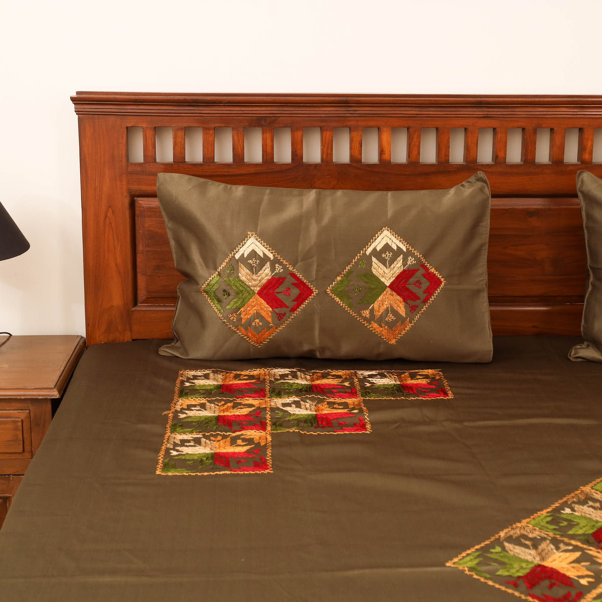 Floral phulkari hand embroidered double bedsheet with 2