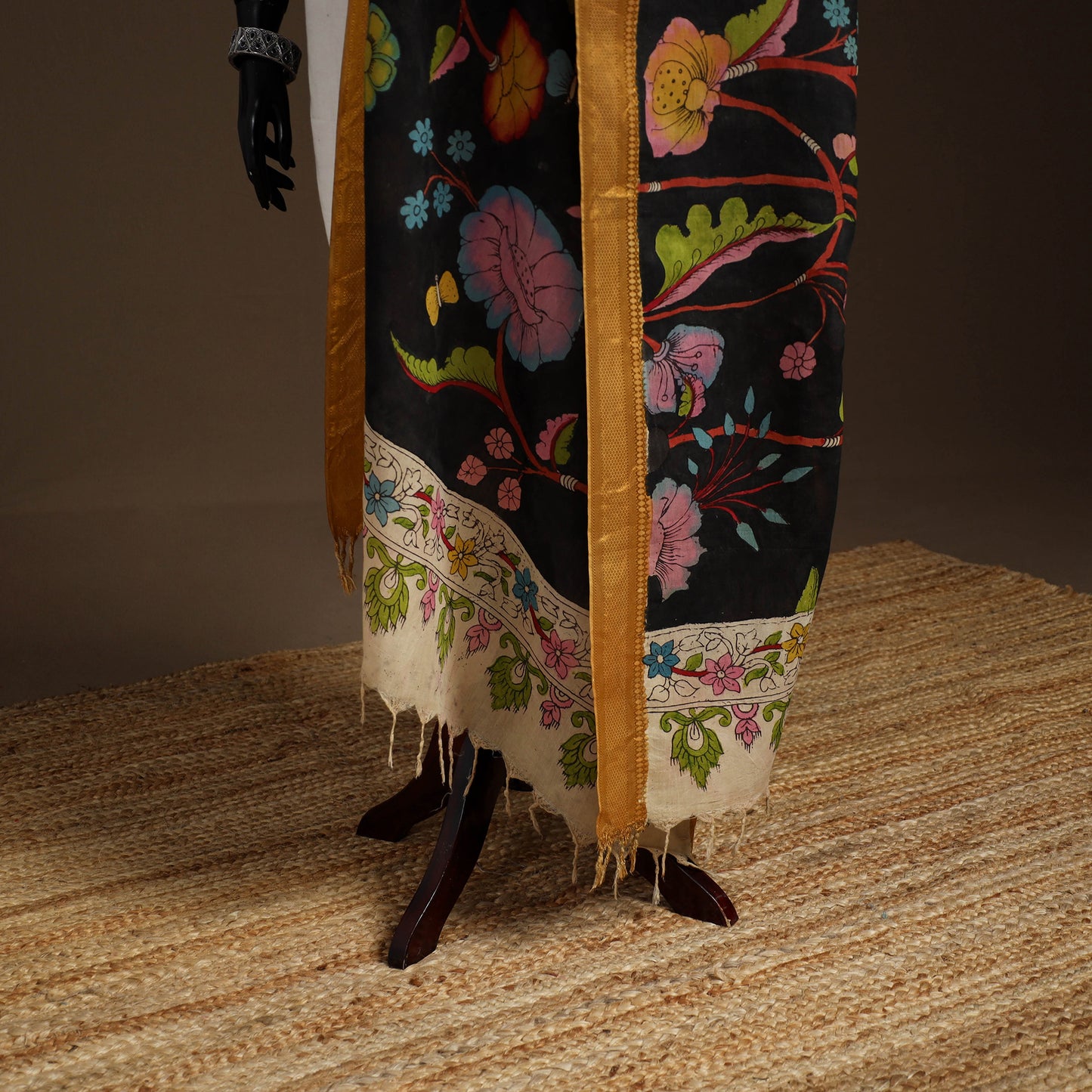 Srikalahasti Pen Work Kalamkari Bangalore Silk Floral Handpainted Dupatta 21
