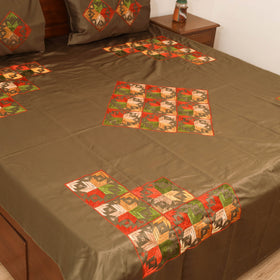 Floral phulkari hand embroidered double bedsheet with 2