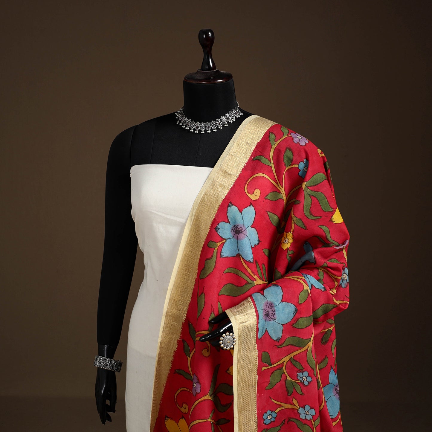 Srikalahasti Pen Work Kalamkari Bangalore Silk Floral Handpainted Dupatta 26
