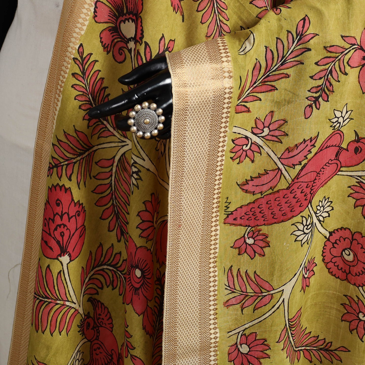 Srikalahasti Pen Work Kalamkari Bangalore Silk Floral Handpainted Dupatta 33