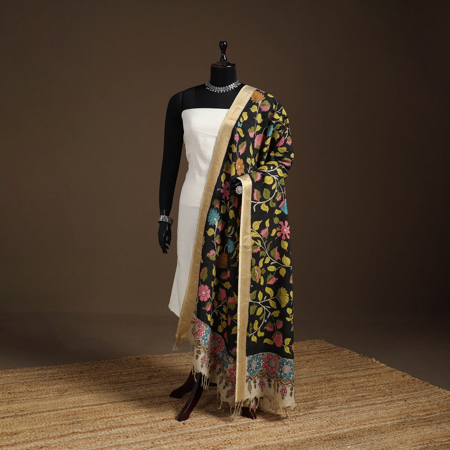 Srikalahasti Pen Work Kalamkari Bangalore Silk Floral Handpainted Dupatta 38
