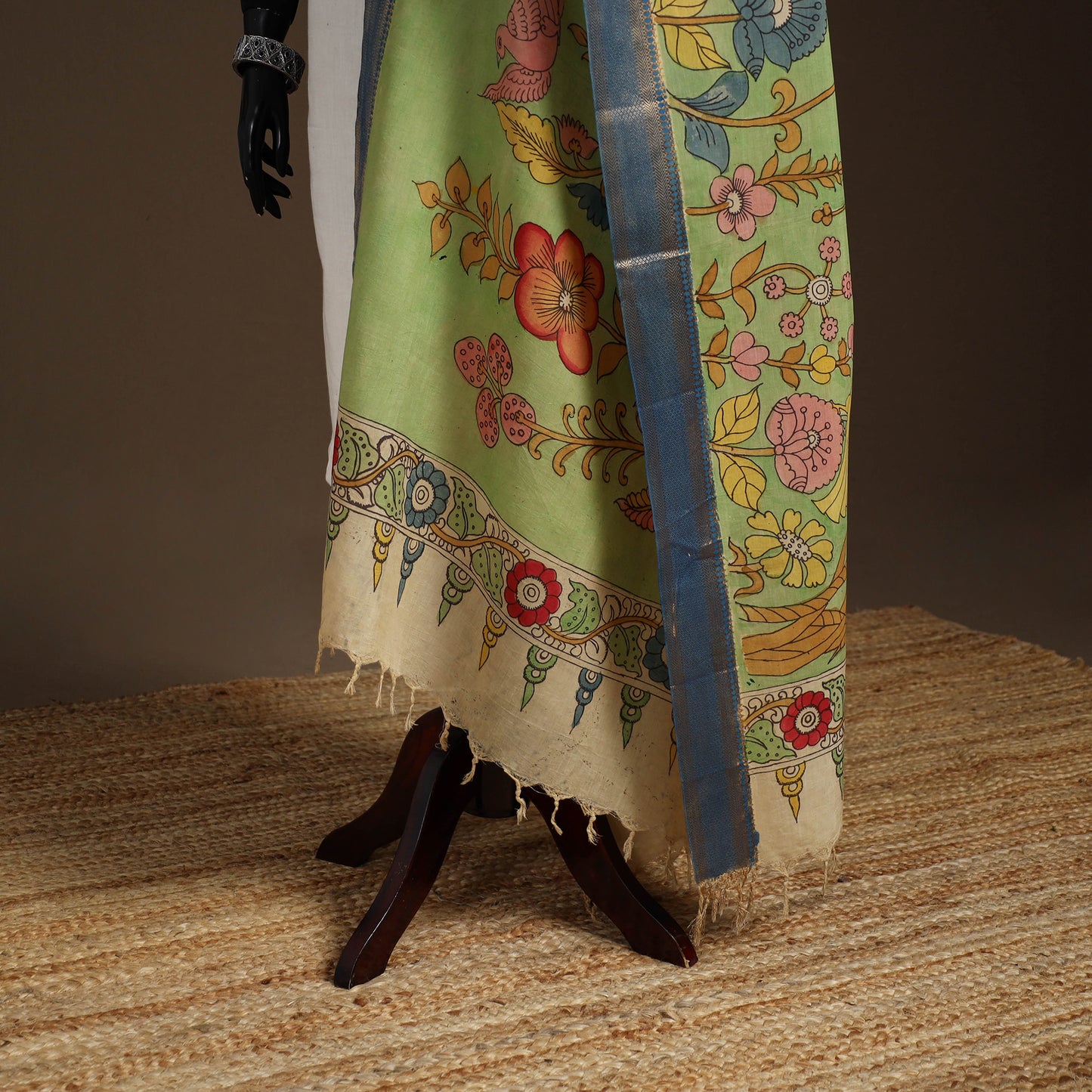 Srikalahasti Pen Work Kalamkari Bangalore Silk Floral Handpainted Dupatta 41