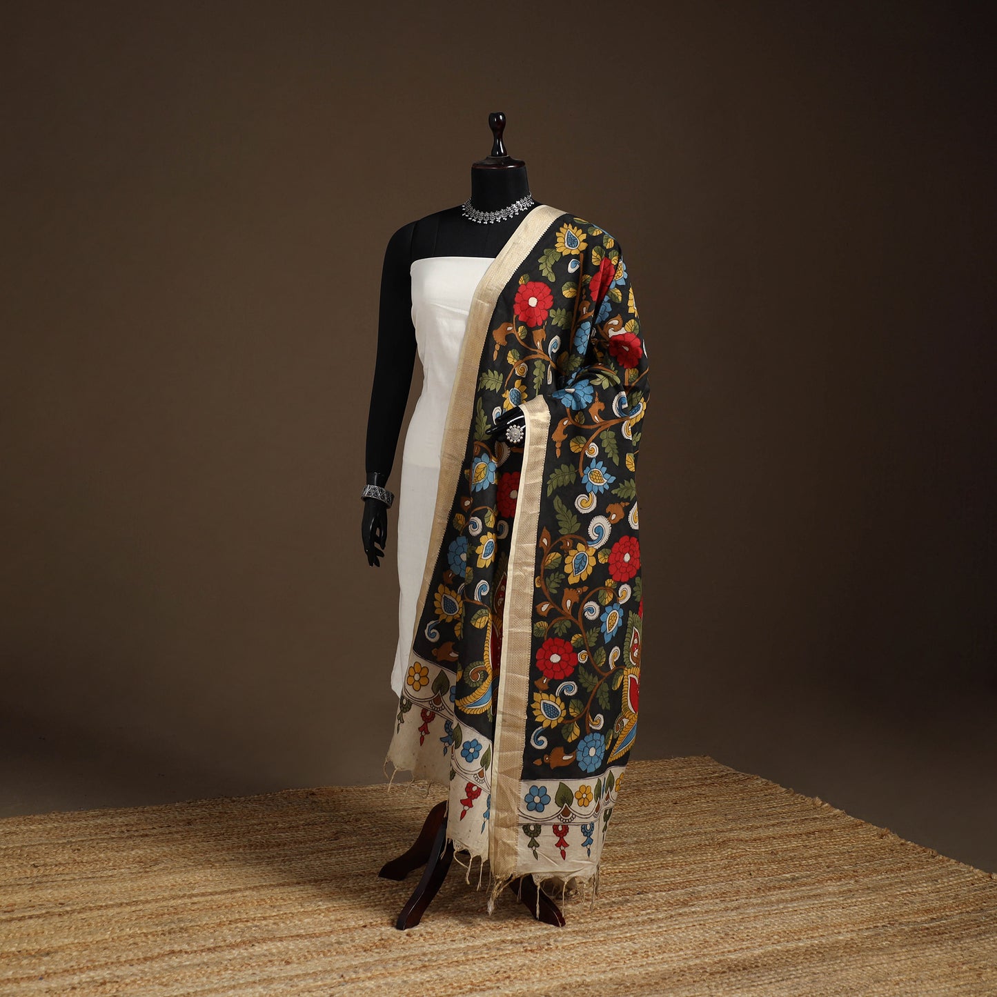 Srikalahasti Pen Work Kalamkari Bangalore Silk Floral Handpainted Dupatta 44