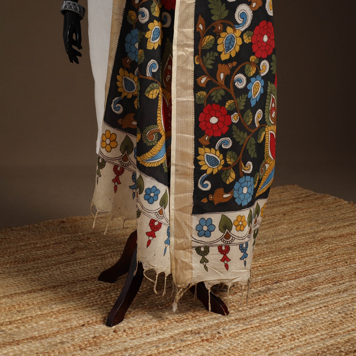 Srikalahasti Pen Work Kalamkari Bangalore Silk Floral Handpainted Dupatta 44