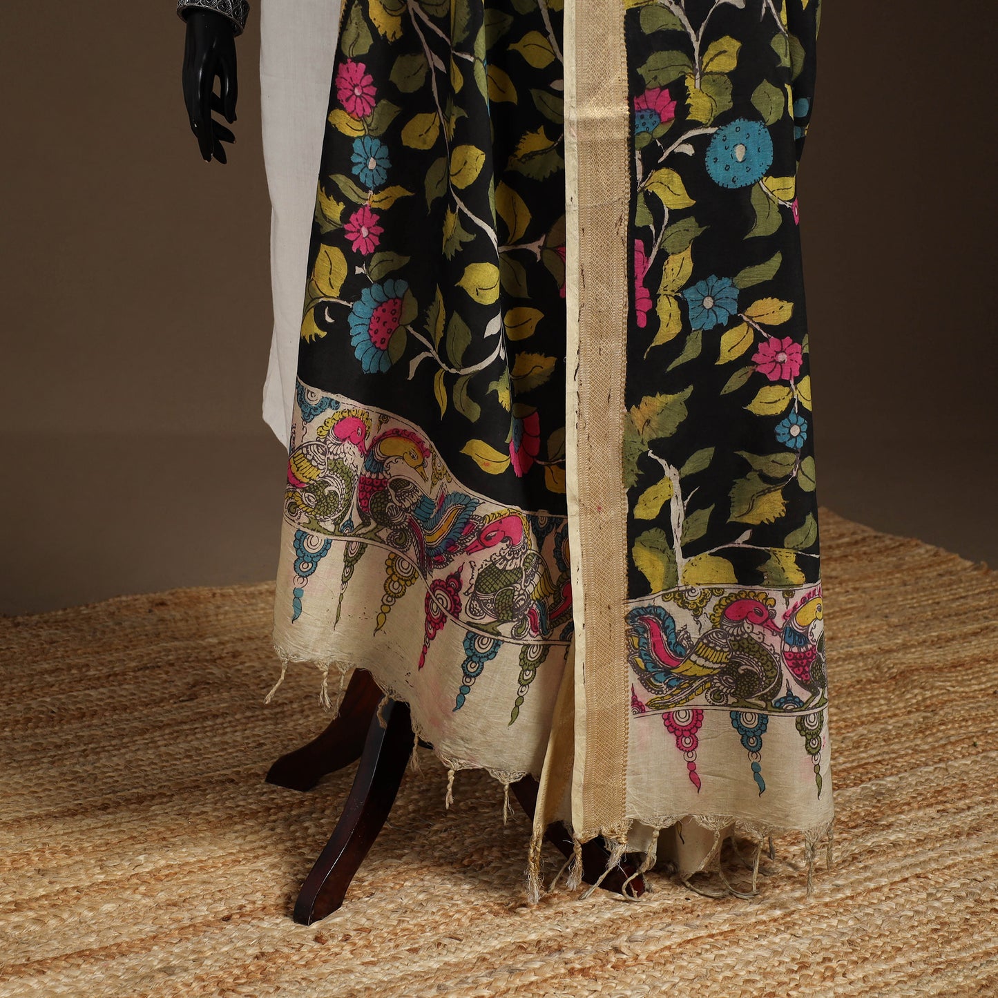 Srikalahasti Pen Work Kalamkari Bangalore Silk Floral Handpainted Dupatta 45