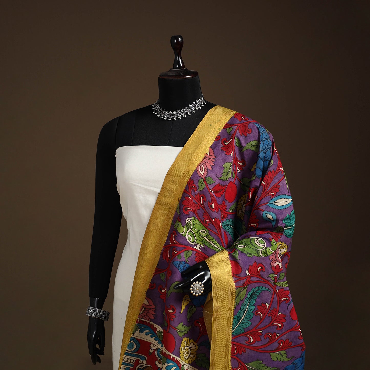 Srikalahasti Pen Work Kalamkari Bangalore Silk Figure Handpainted Dupatta 46