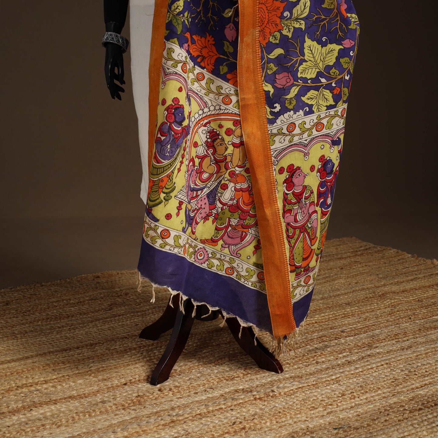Srikalahasti Pen Work Kalamkari Bangalore Silk Figure Handpainted Dupatta 48