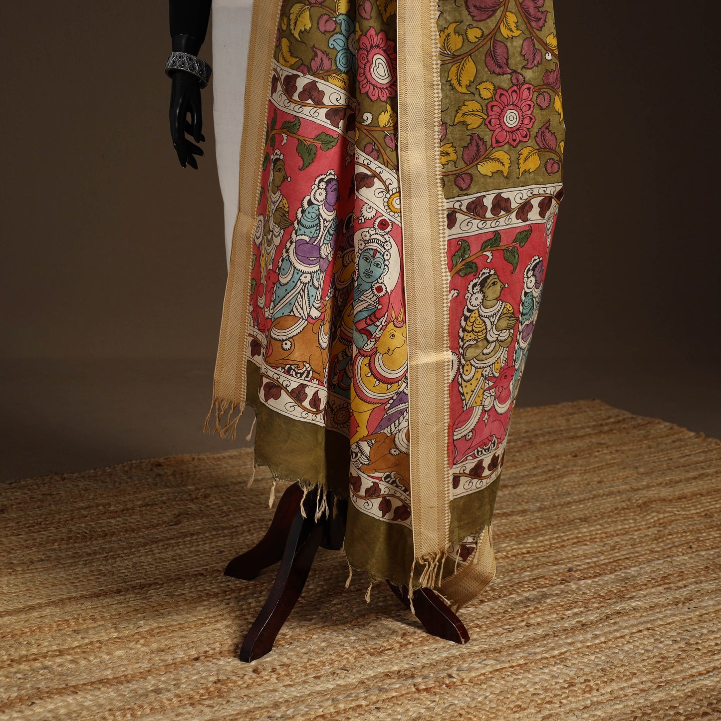 Srikalahasti Pen Work Kalamkari Bangalore Silk Figure Handpainted Dupatta 50