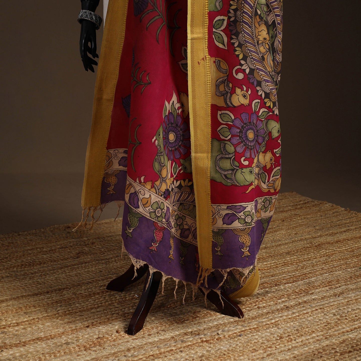 Srikalahasti Pen Work Kalamkari Bangalore Silk Figure Handpainted Dupatta 53