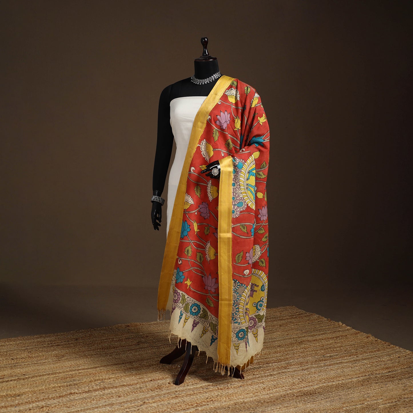 Srikalahasti Pen Work Kalamkari Bangalore Silk Figure Handpainted Dupatta 54
