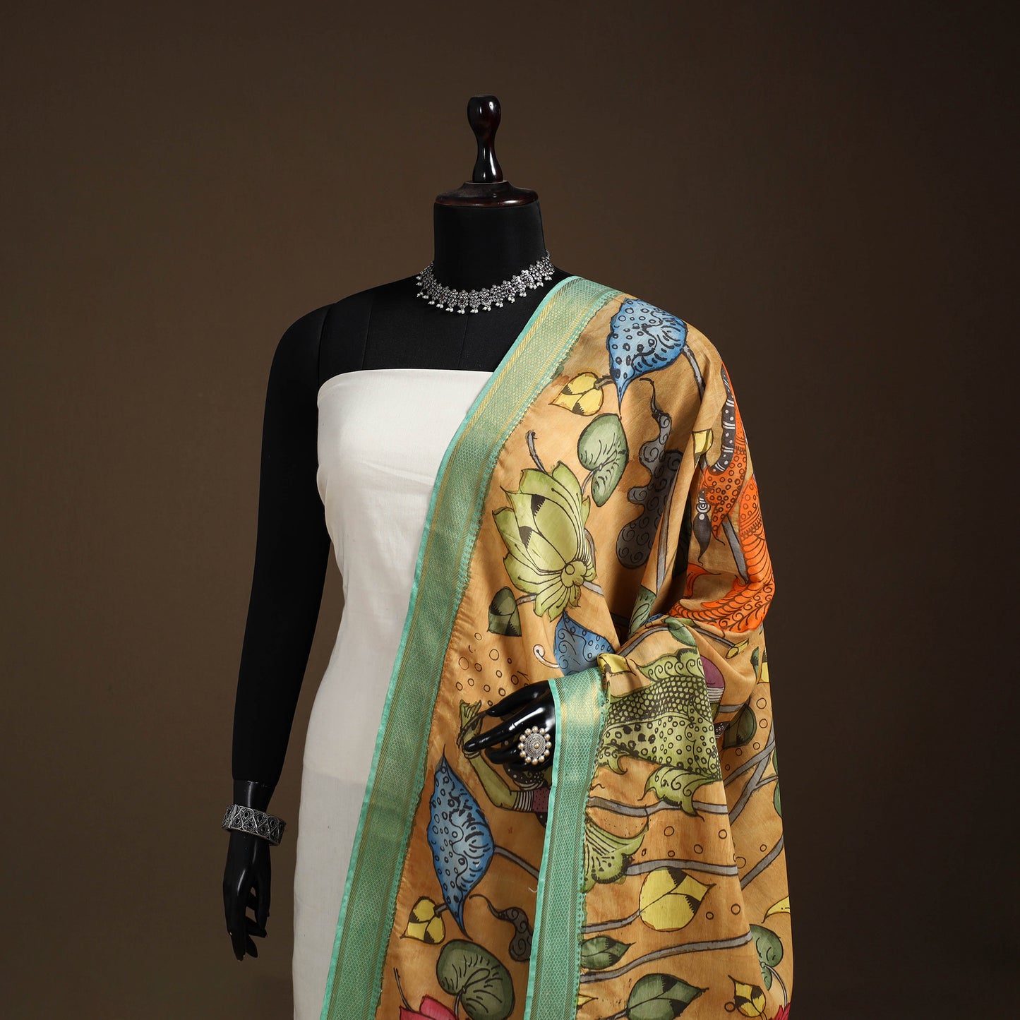 Srikalahasti Pen Work Kalamkari Bangalore Silk Figure Handpainted Dupatta 63