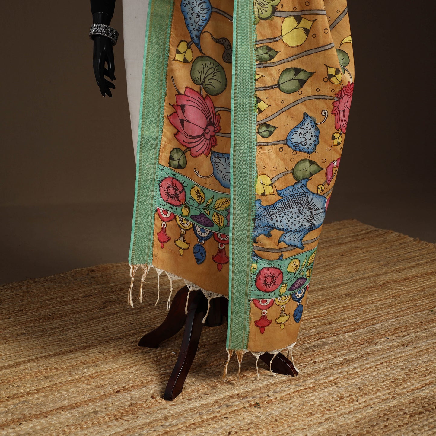 Srikalahasti Pen Work Kalamkari Bangalore Silk Figure Handpainted Dupatta 63
