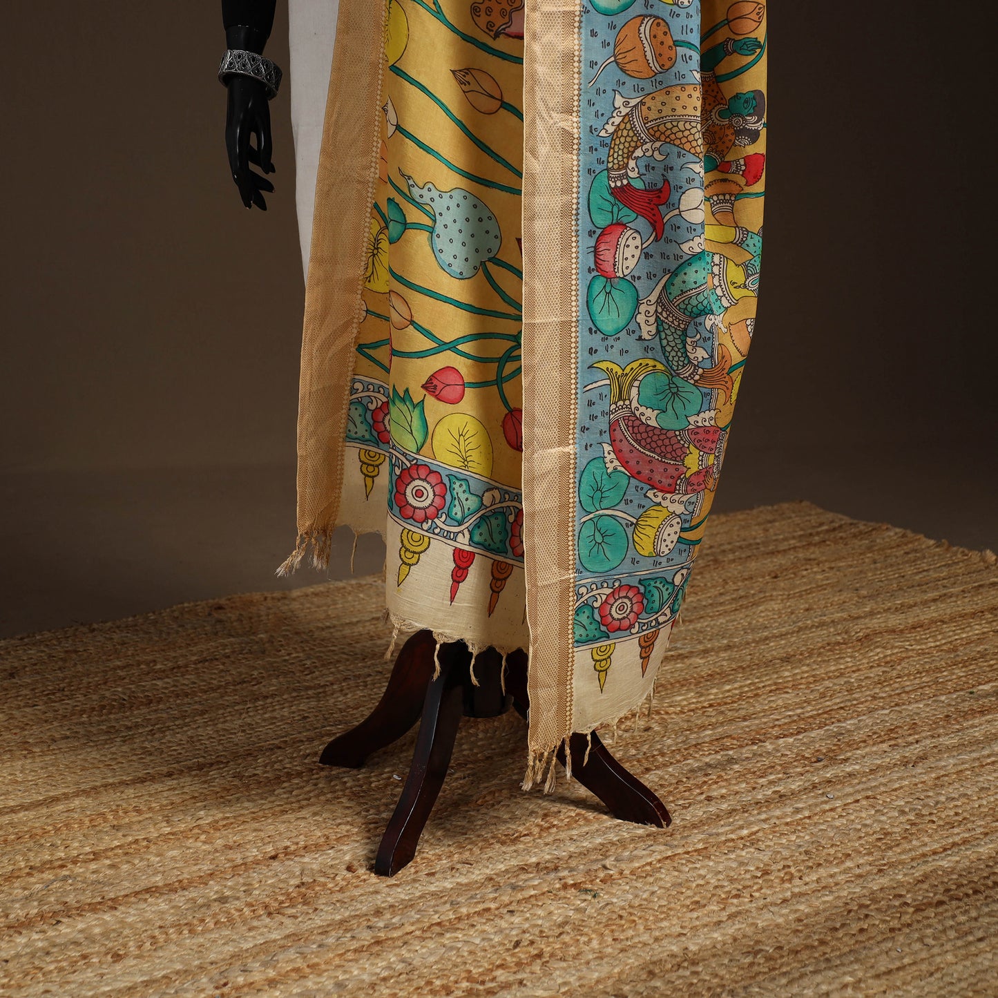 Srikalahasti Pen Work Kalamkari Bangalore Silk Figure Handpainted Dupatta 64