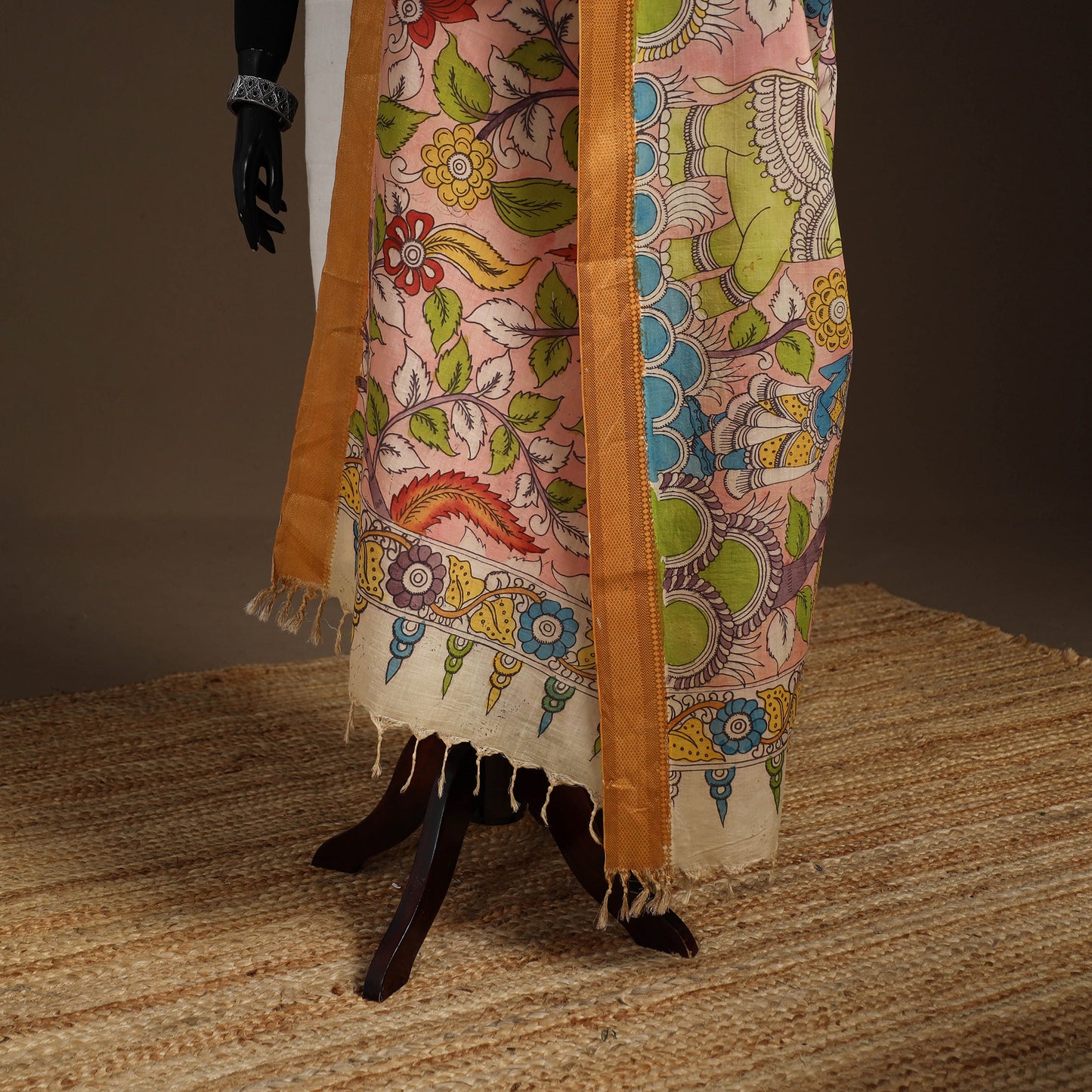 Srikalahasti Pen Work Kalamkari Bangalore Silk Figure Handpainted Dupatta 65