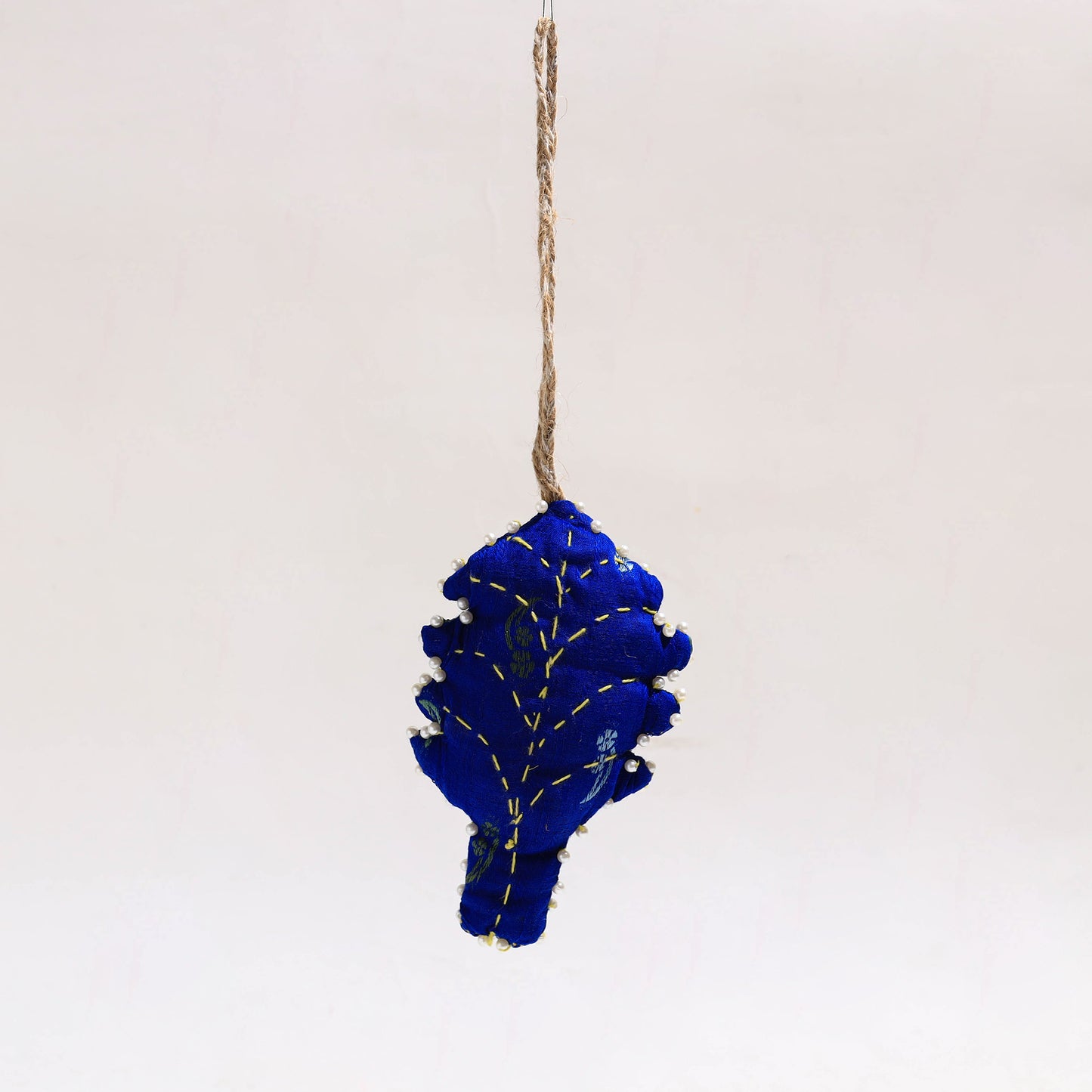 Tree - Upcycled Thread & Beadwork X-Mas Decor Hanging 06