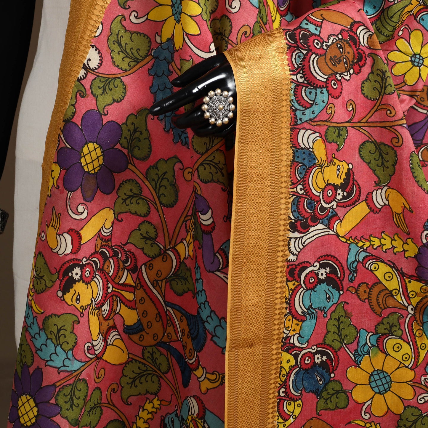 Srikalahasti Pen Work Kalamkari Bangalore Silk Figure Handpainted Dupatta 69