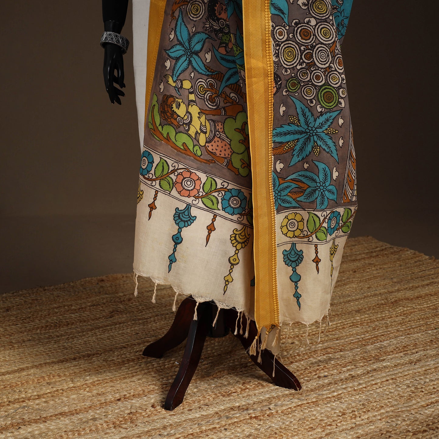 Srikalahasti Pen Work Kalamkari Bangalore Silk Figure Handpainted Dupatta 71
