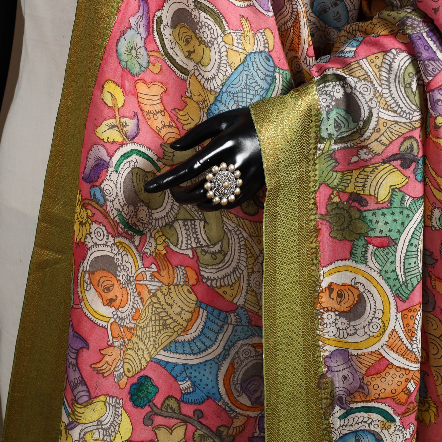 Srikalahasti Pen Work Kalamkari Bangalore Silk Figure Handpainted Dupatta 72
