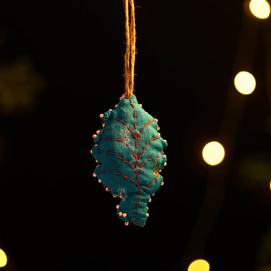 Tree - Upcycled Thread & Beadwork X-Mas Decor Hanging 02