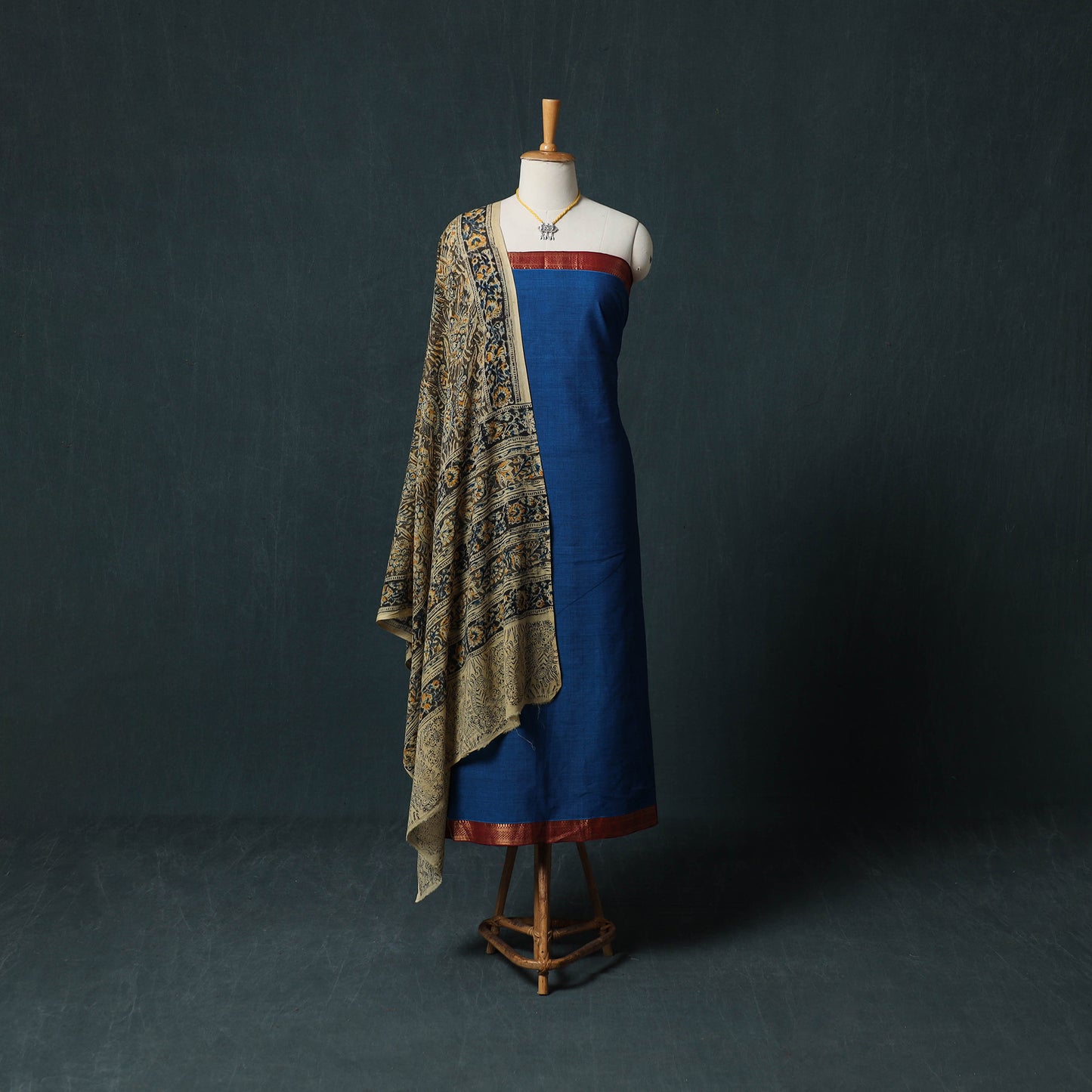 Mangalagiri Handwoven 2pc Cotton Unstitched Dress Material Kurta Set with Jewellery 15