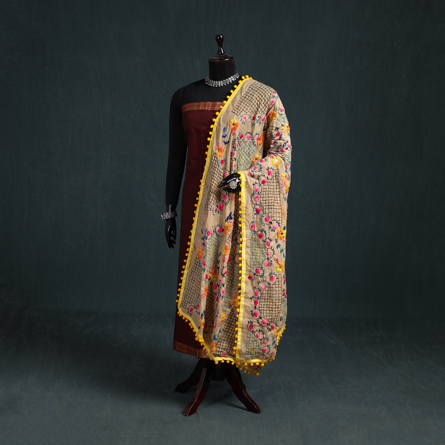 Ranihati Chapa Work Chanderi Silk Hand Embroidery Dupatta 01