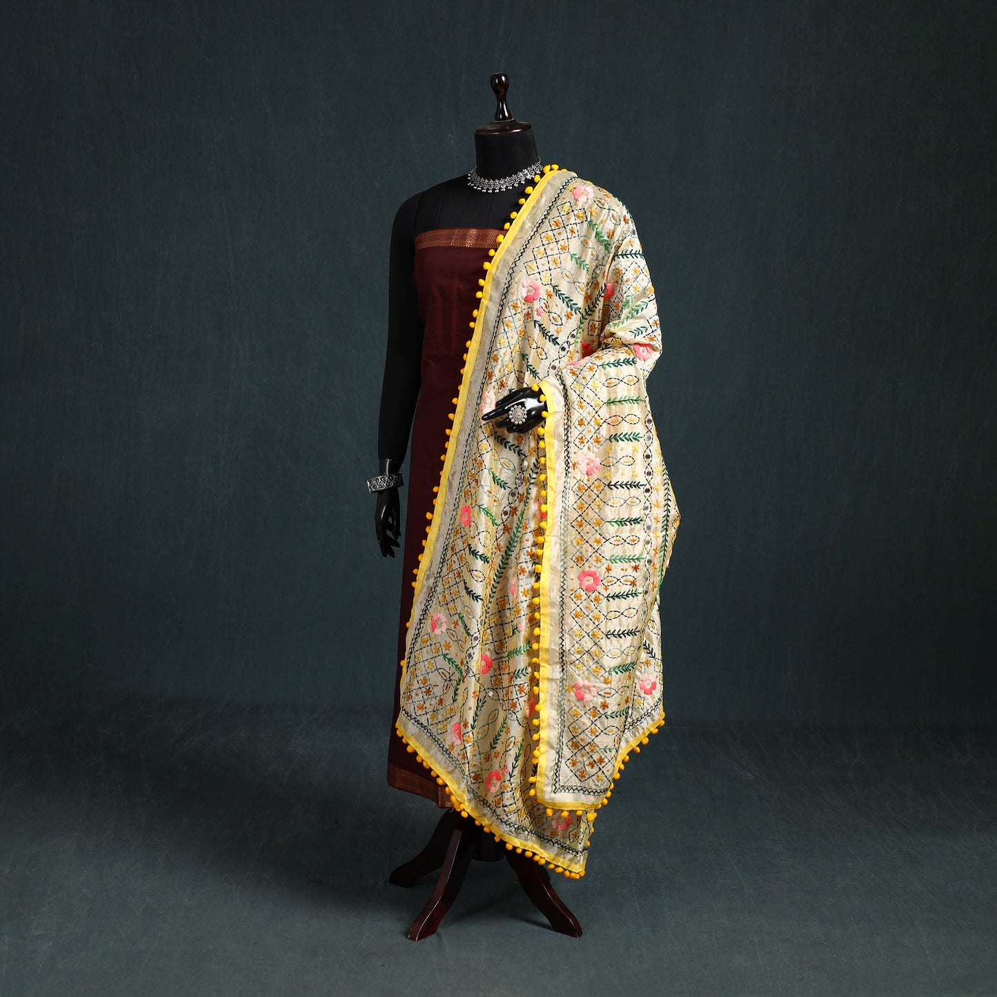 Ranihati Chapa Work Chanderi Silk Hand Embroidery Dupatta 05