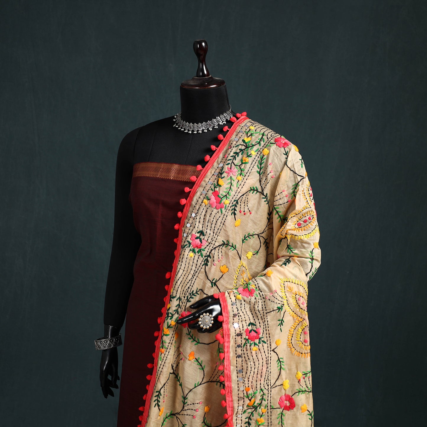 Ranihati Chapa Work Chanderi Silk Hand Embroidery Dupatta 07