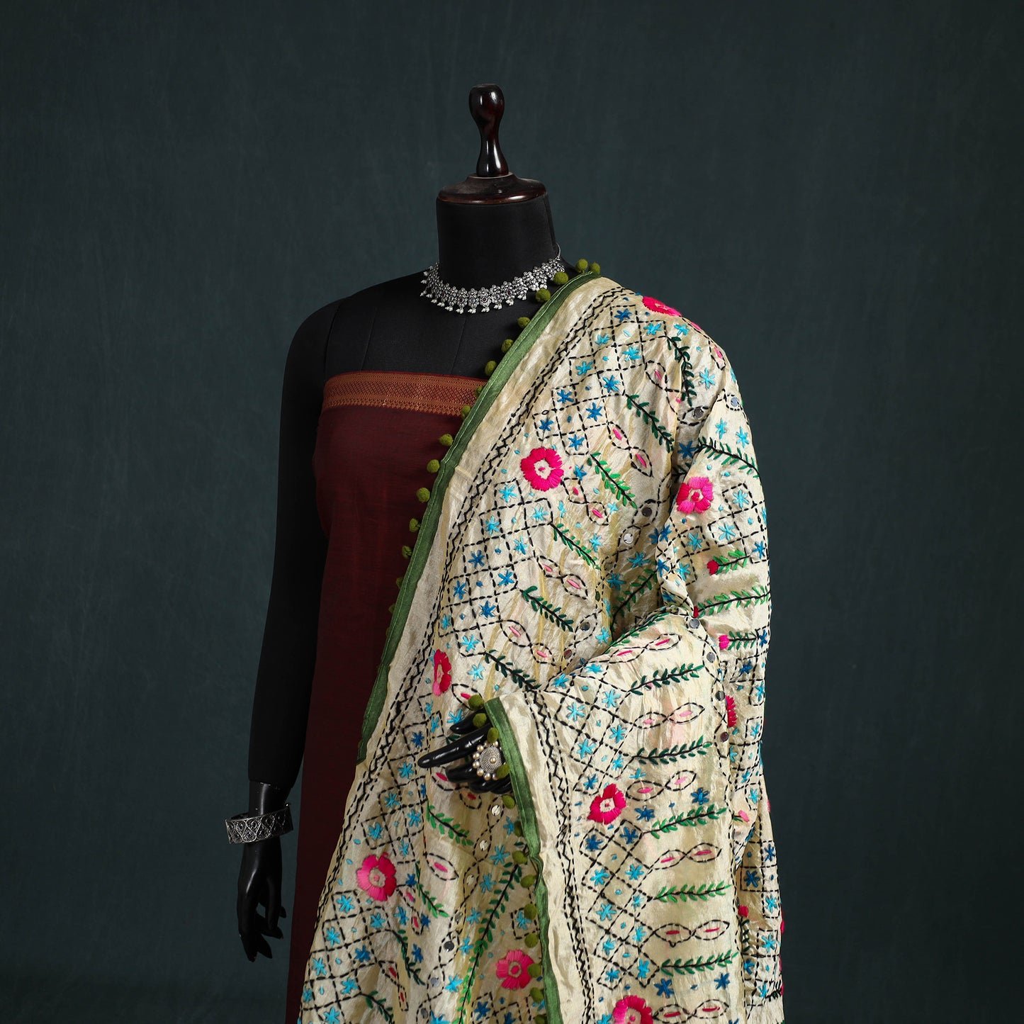 Ranihati Chapa Work Chanderi Silk Hand Embroidery Dupatta 13