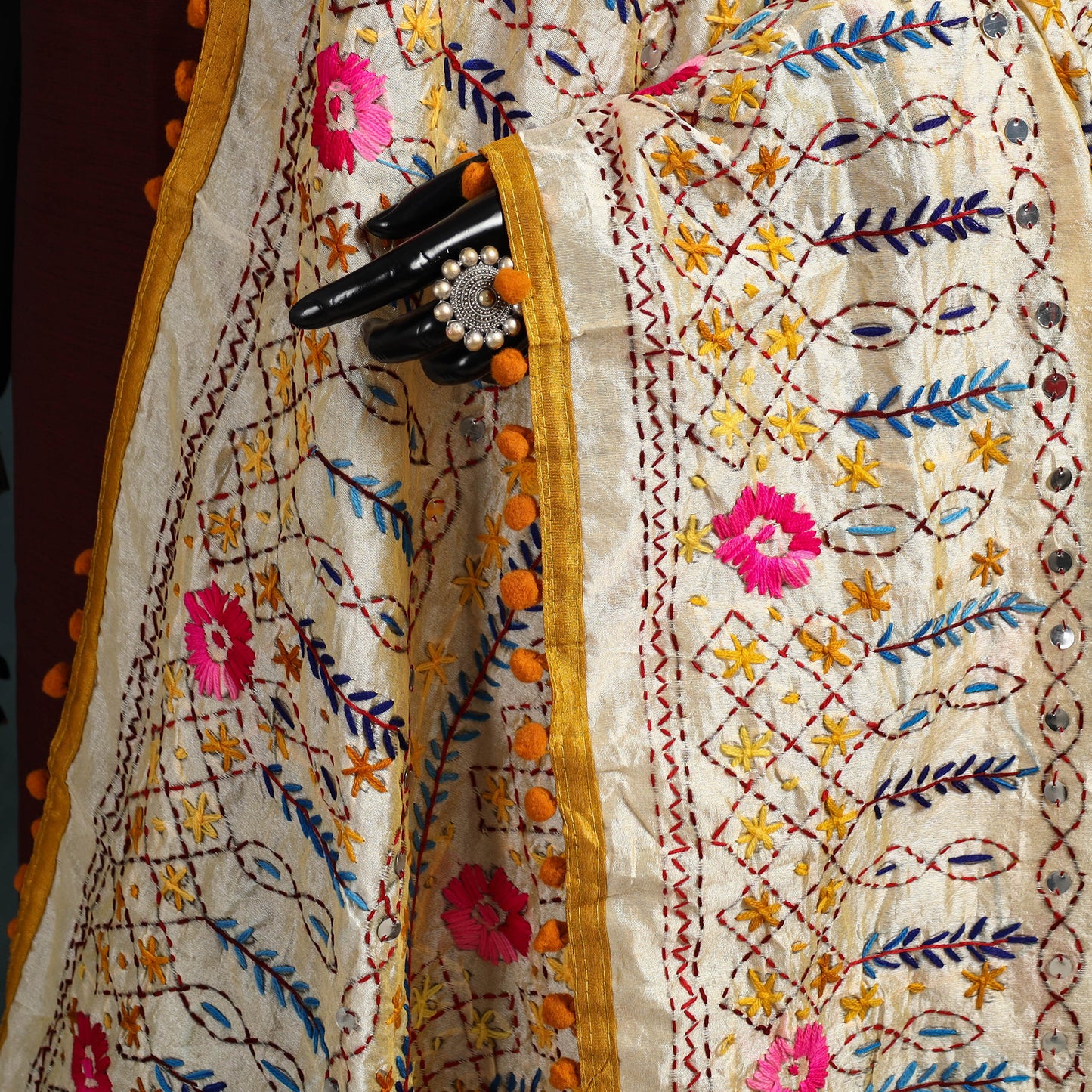 Ranihati Chapa Work Chanderi Silk Hand Embroidery Dupatta 18
