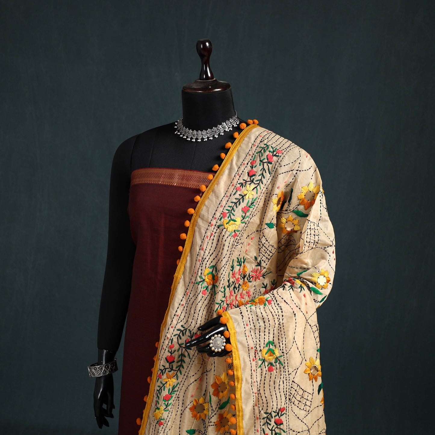 Ranihati Chapa Work Chanderi Silk Hand Embroidery Dupatta 21