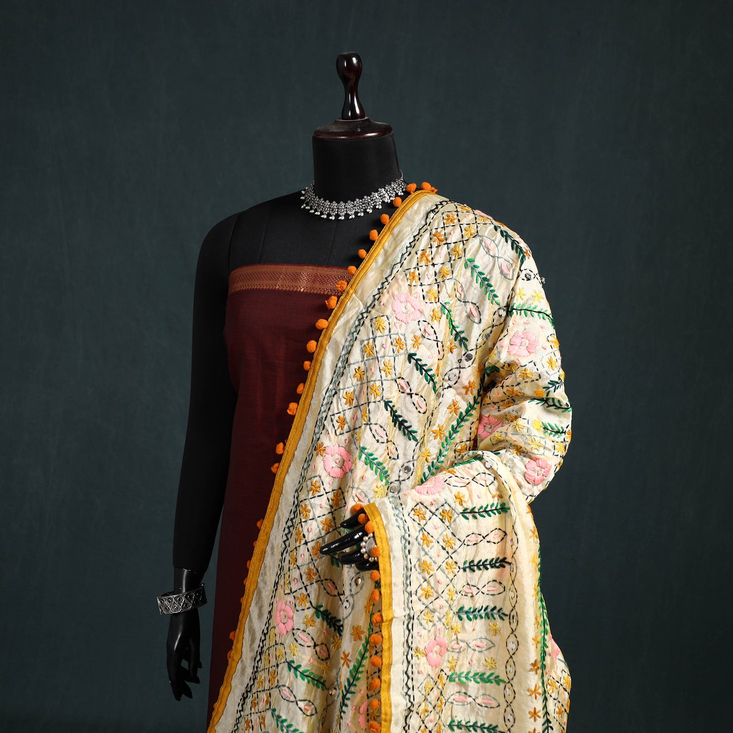Ranihati Chapa Work Chanderi Silk Hand Embroidery Dupatta 22