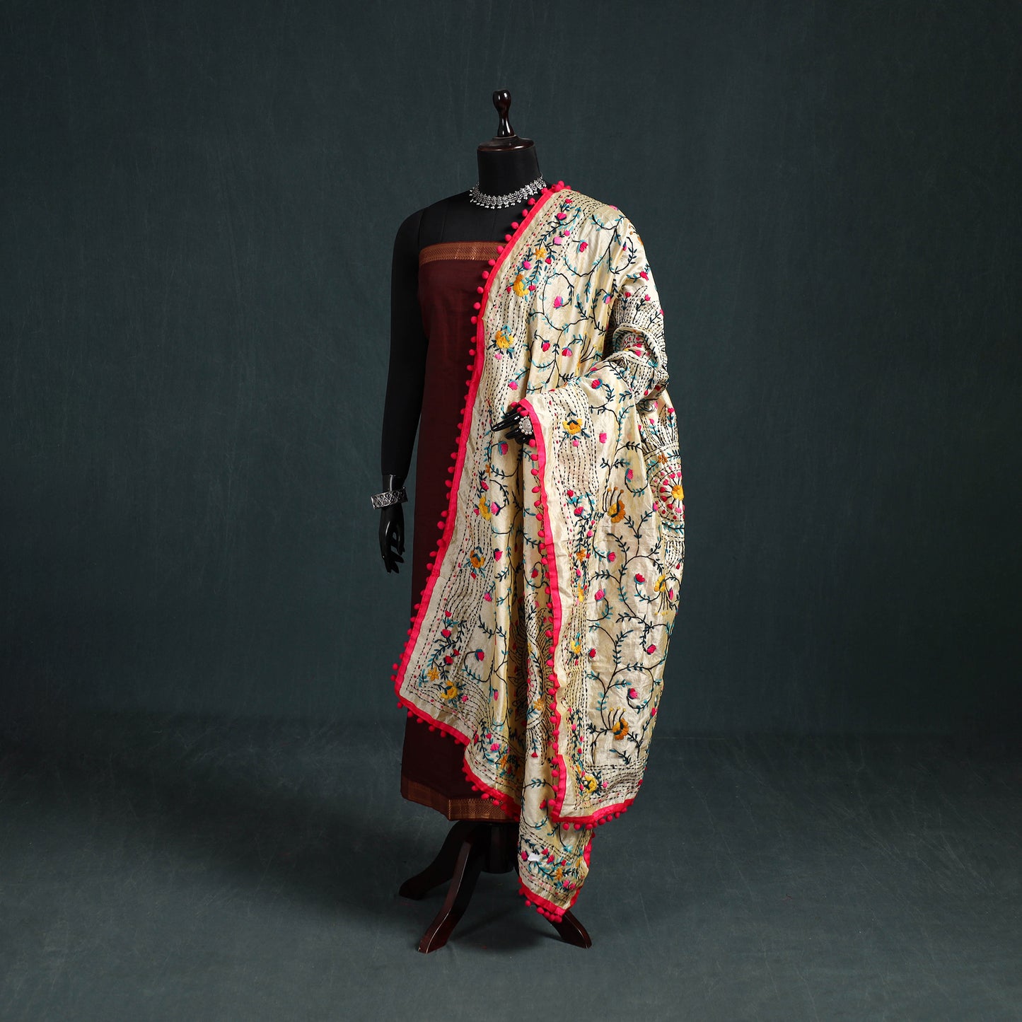 Ranihati Chapa Work Chanderi Silk Hand Embroidery Dupatta 23