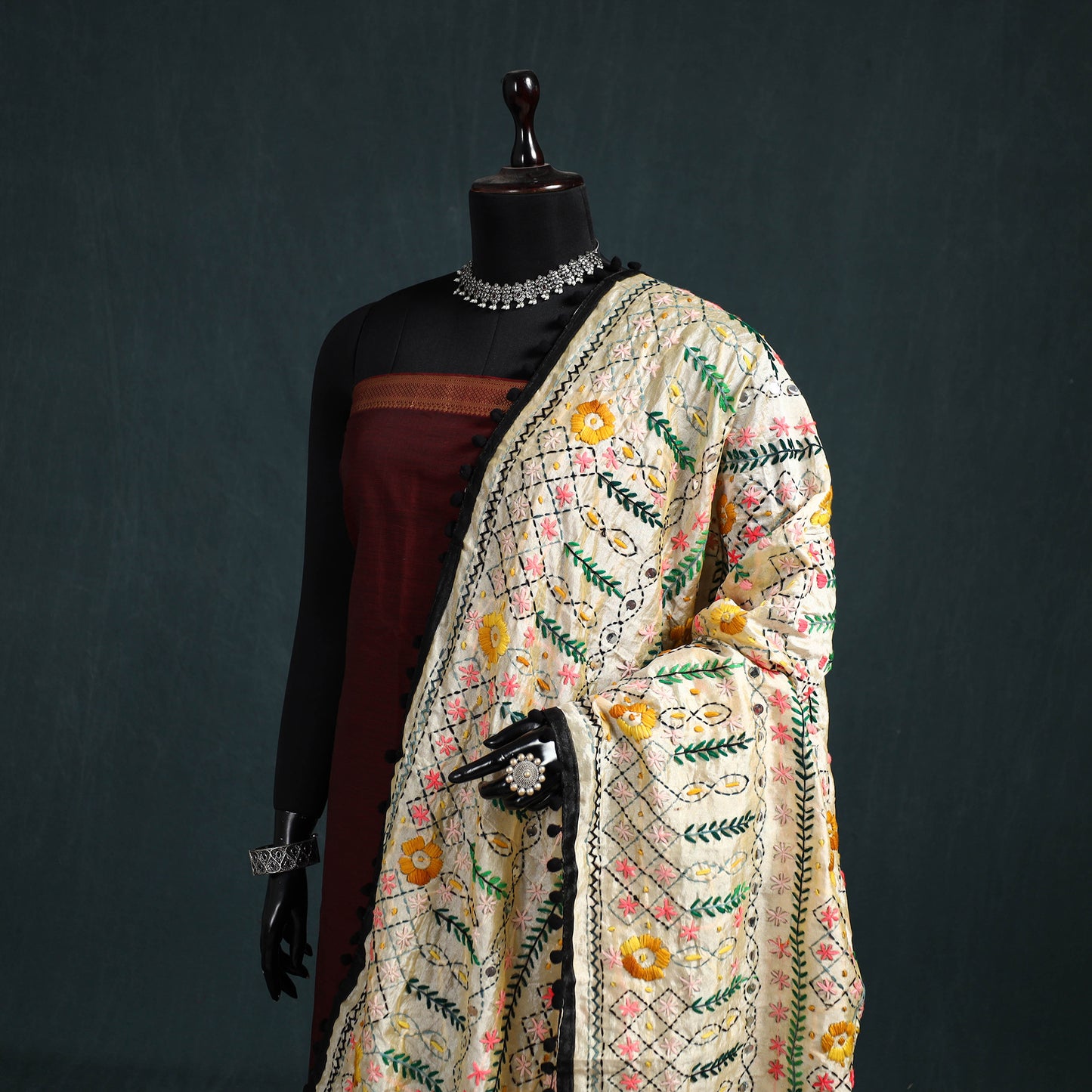 Ranihati Chapa Work Chanderi Silk Hand Embroidery Dupatta 26