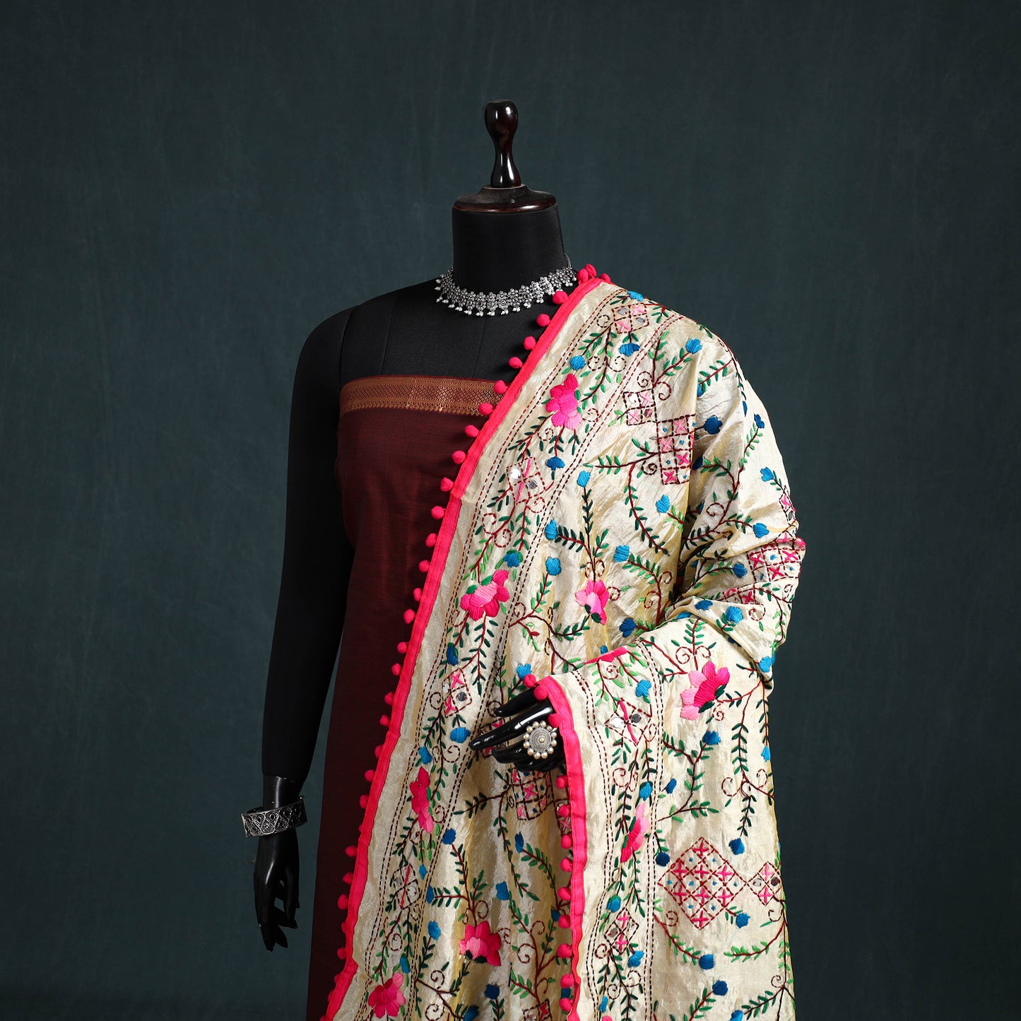 Ranihati Chapa Work Chanderi Silk Hand Embroidery Dupatta 27