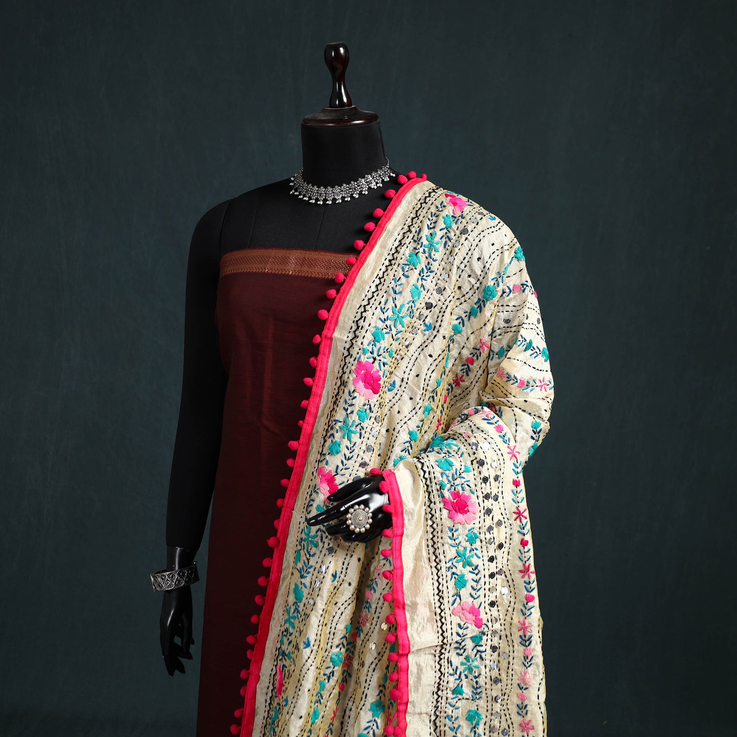 Ranihati Chapa Work Chanderi Silk Hand Embroidery Dupatta 28