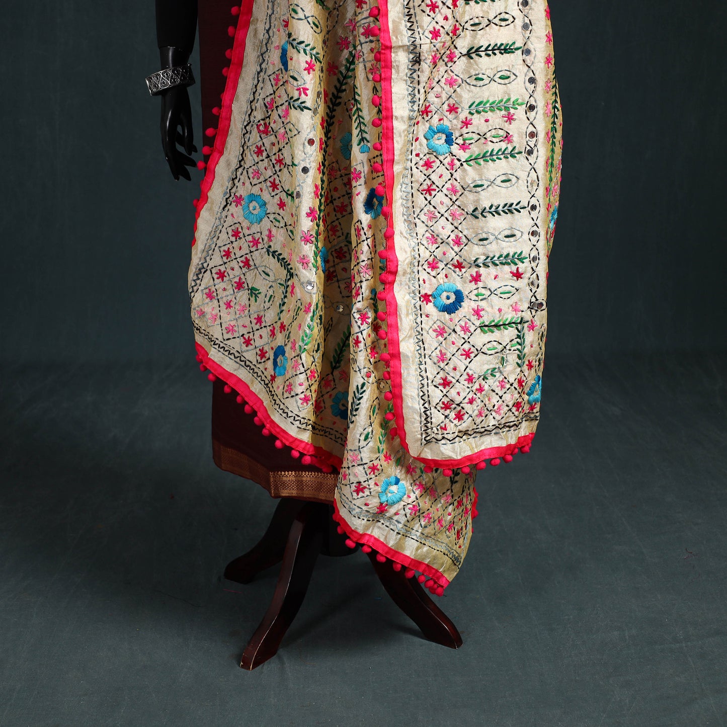 Ranihati Chapa Work Chanderi Silk Hand Embroidery Dupatta 29