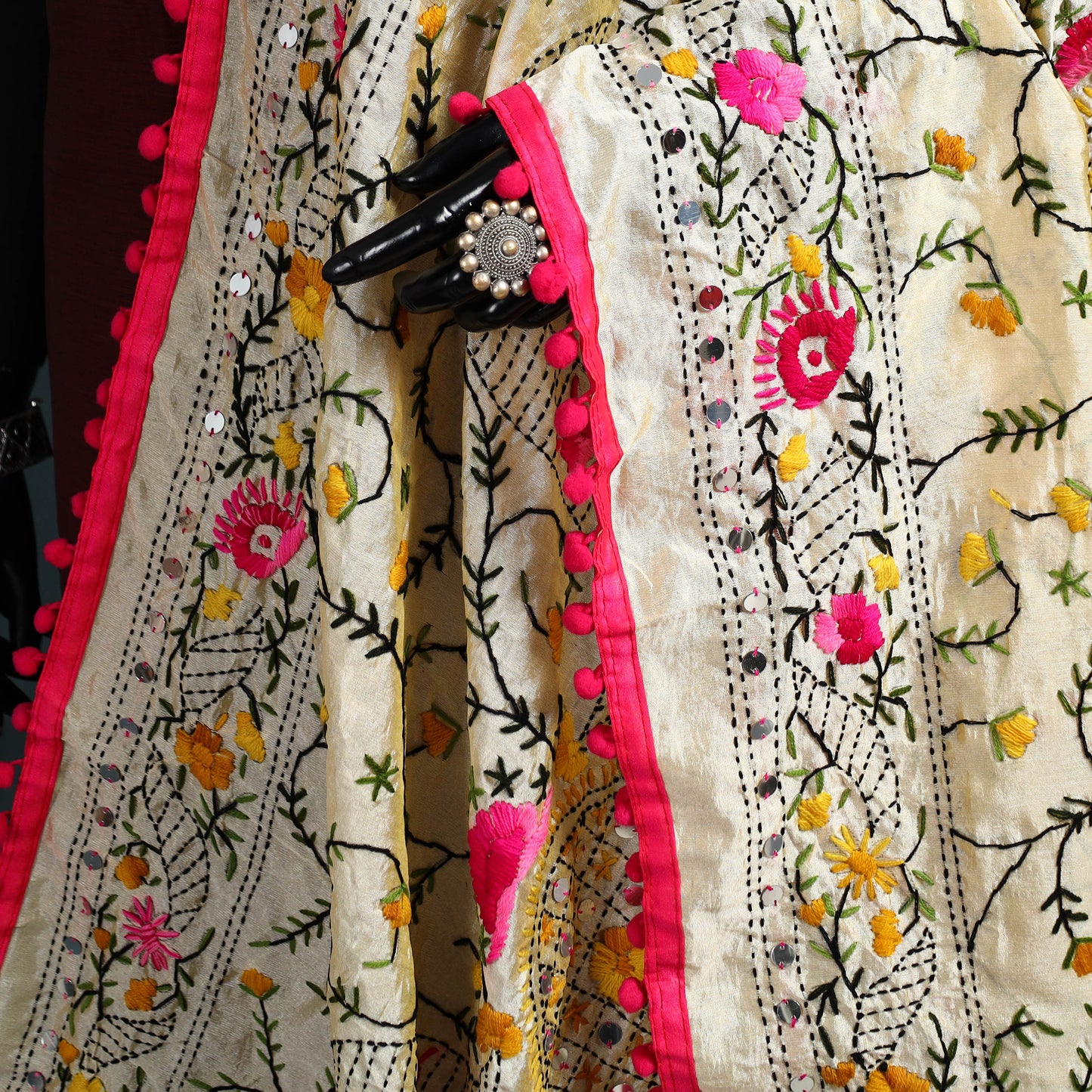 Ranihati Chapa Work Chanderi Silk Hand Embroidery Dupatta 30